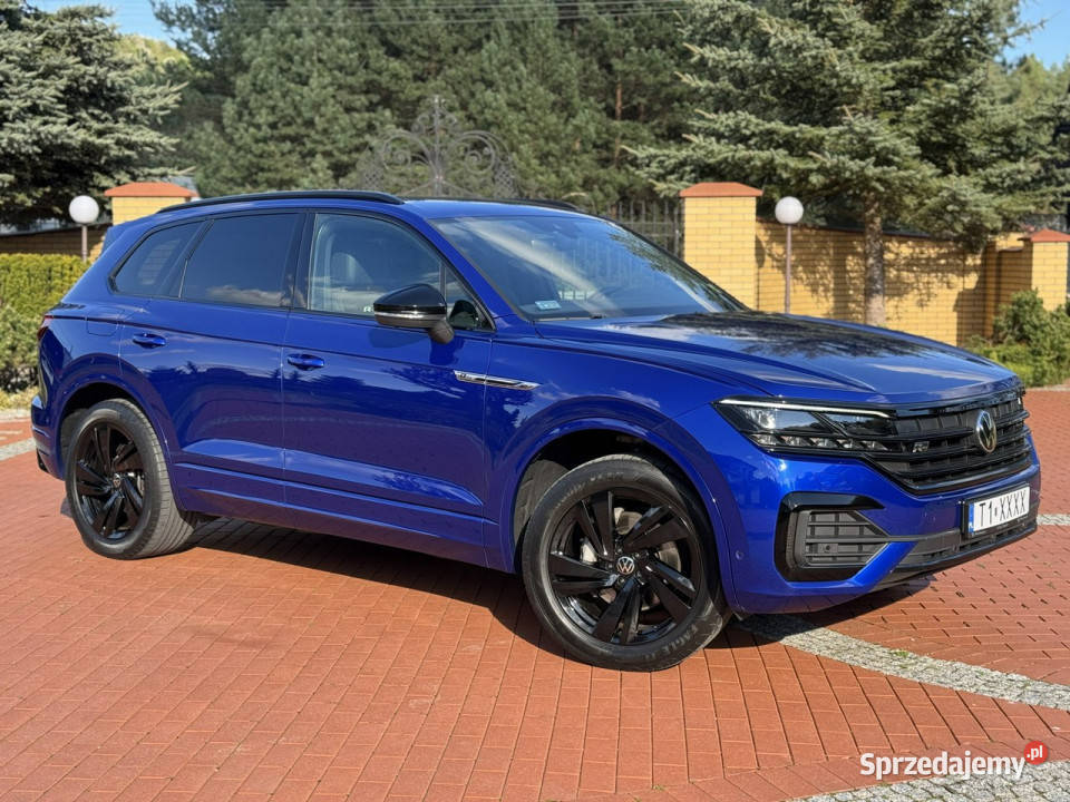 Volkswagen Touareg 30 V6 DSG R LINE Salon Rok produkcji 2021 Widełki
