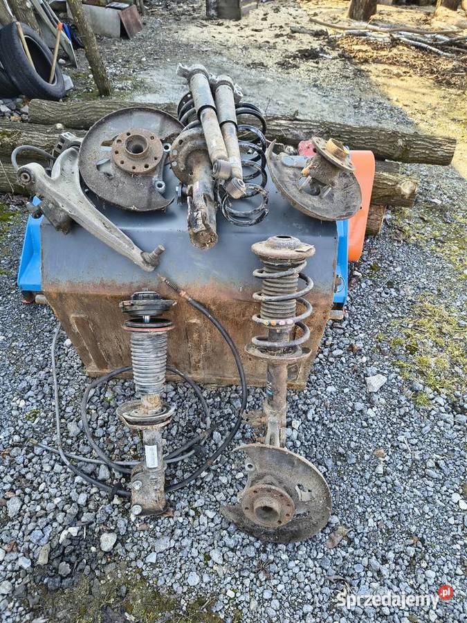 Zaciski hamulcowe przód SAAB 93 AREO