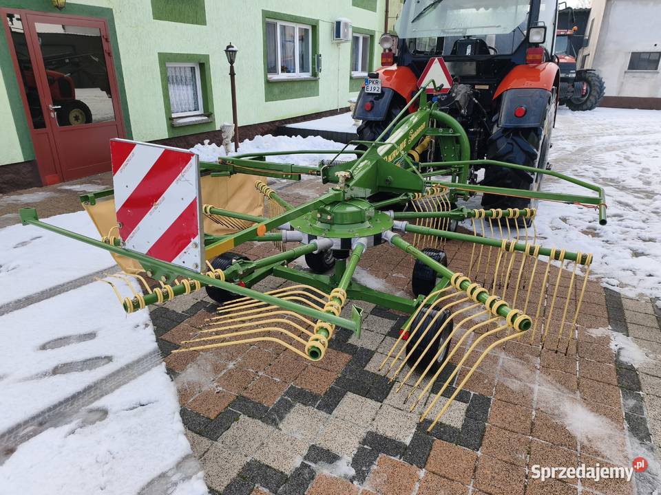 Zgrabiarka KRONE swadro 38 tandem Rusko
