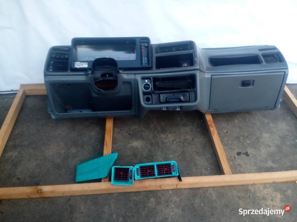 części Ford Sierraford sierradeska rozdzielcza świętokrzyskie Pińczów