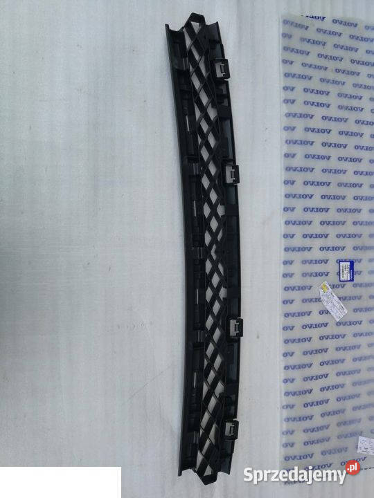 VOLVO XC60 II MOCOWANIE ŚLIZG ZDERZAKA TYLNEGO Kozubszczyzna