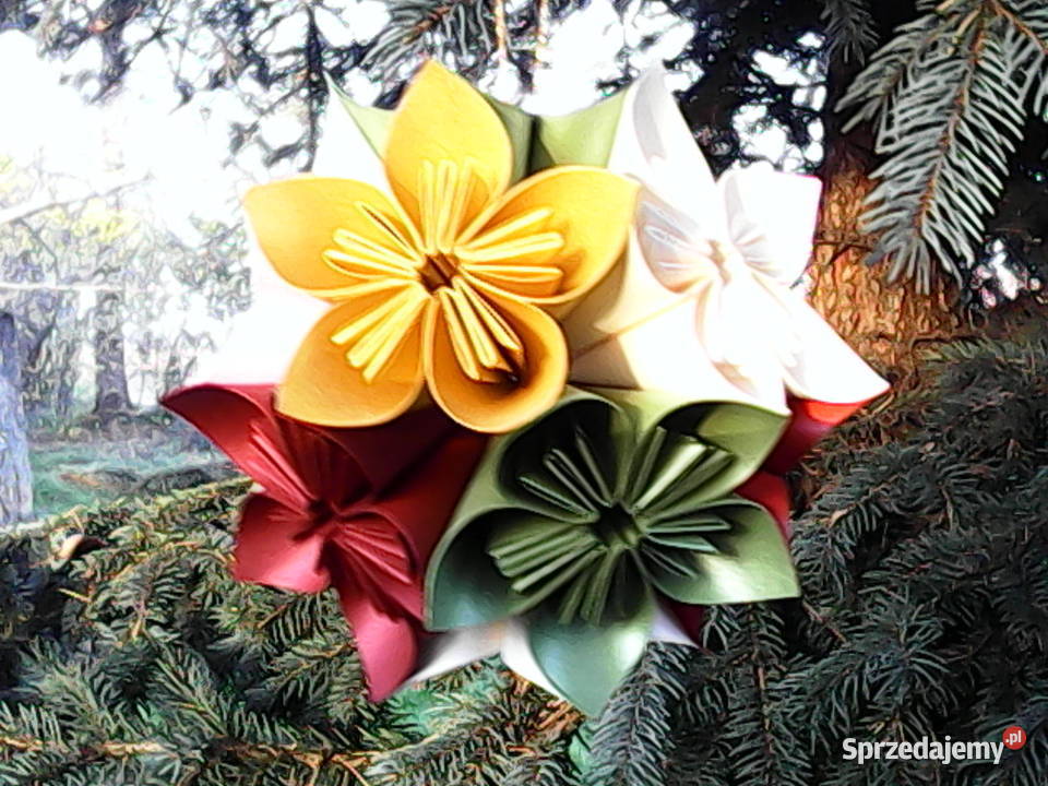 Niepowtarzalne ozdoby z papieru kule kusudama
