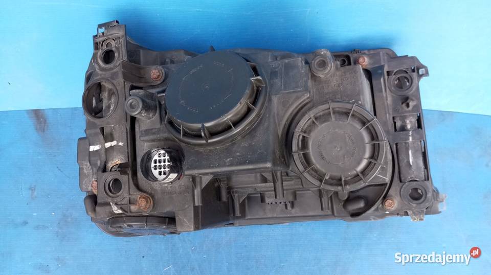 LAMPA REFLEKTOR LEWY PRZÓD EU XENON RANGE ROVER osobowe Nowy Tomyśl