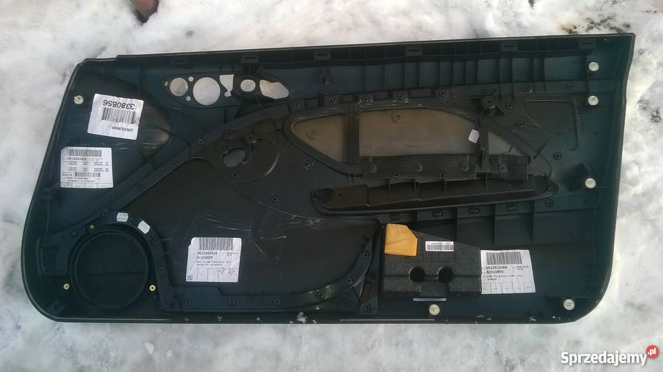Tapicerka drzwi przednia lewa BMW E46 Coupe Poręba