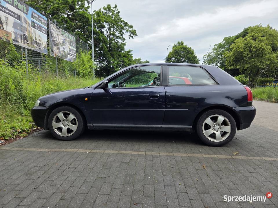 Audi A3 8L 110 19 TDI 354 przebiegu fajne autko Rok produkcji 1999 Brzeg