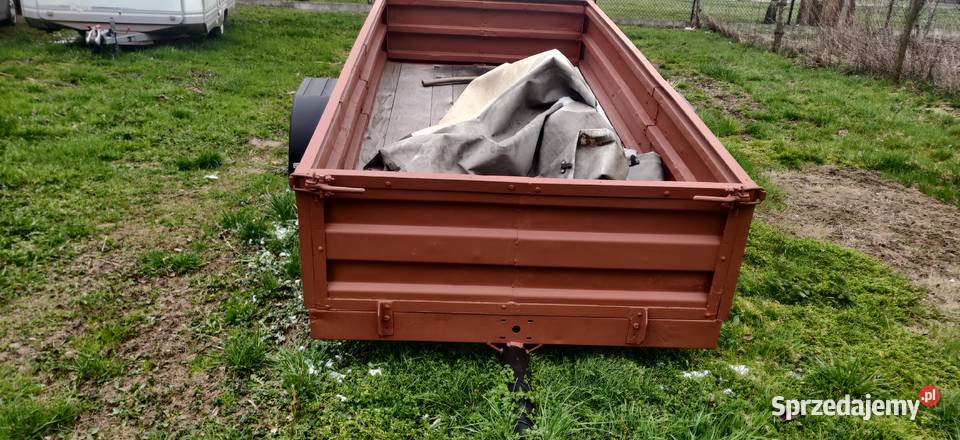 Przyczepa jednoosiowa rolnicza ogrodnicza leśna nieuszkodzony Trzciana