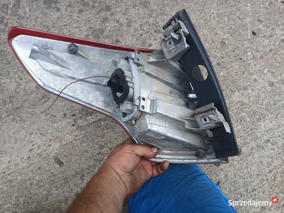 Lampa tył prawa Citroen C4 Picasso 0613r EU małopolskie Radłów