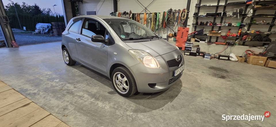 Toyota Yaris 10 Przemyśl