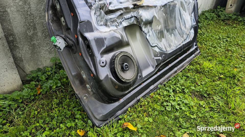 Drzwi prawy lak ZMA Suzuki Grand Vitara 2 Świdnica