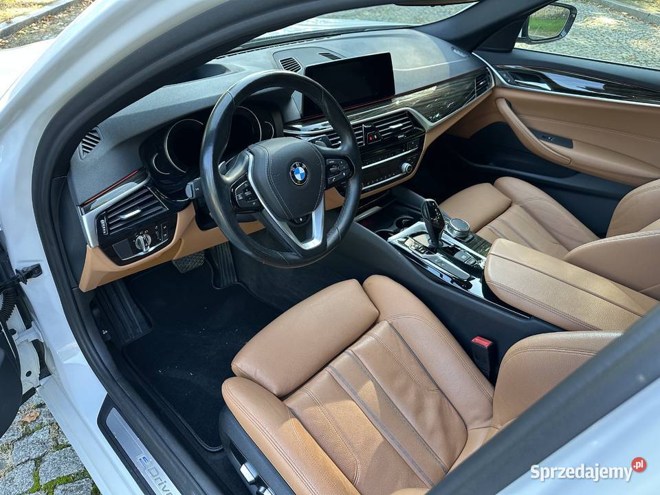 BMW G30 530e plugin hybrid xdrive sportline stan podkarpackie Sieniawa