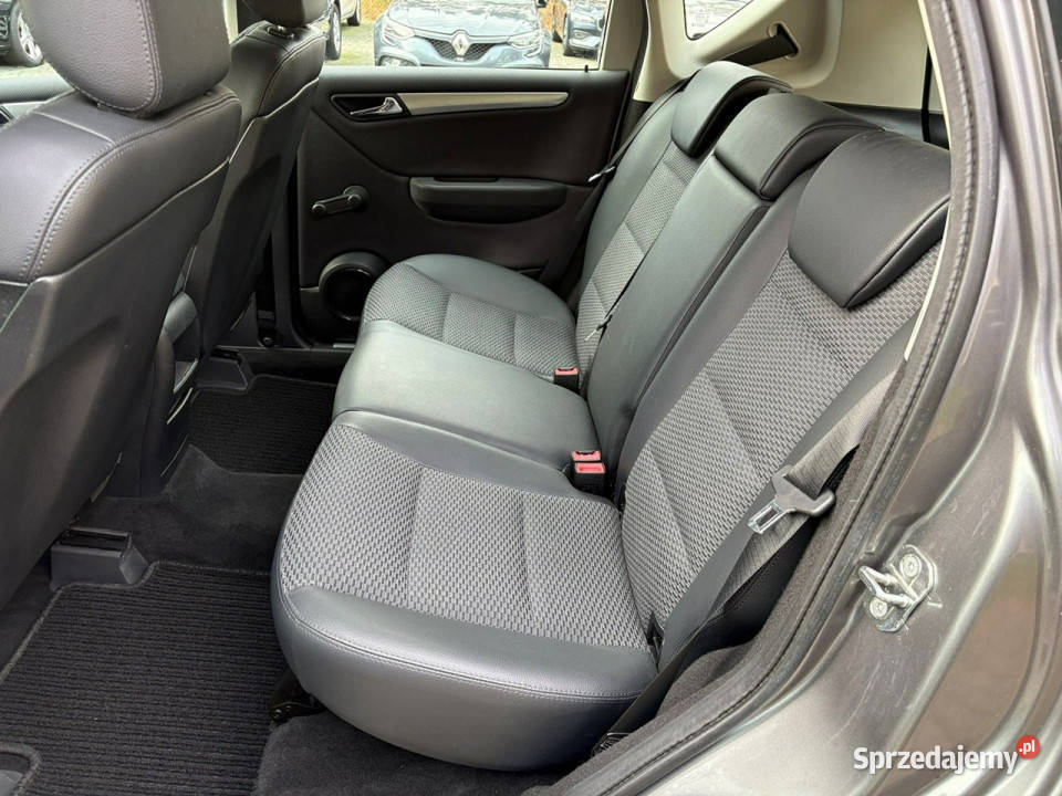 Mercedes A 180 17 benzyna Avantgarde Półskóry mazowieckie Lipówki