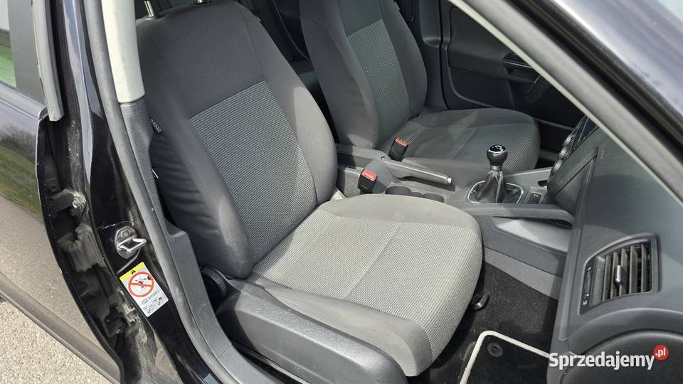 VW Golf V lift 19 tdi czarny Volkswagen Gliwice