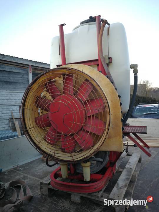Opryskiwacz sadowniczy pilmet zawieszany 400l Poniatowa
