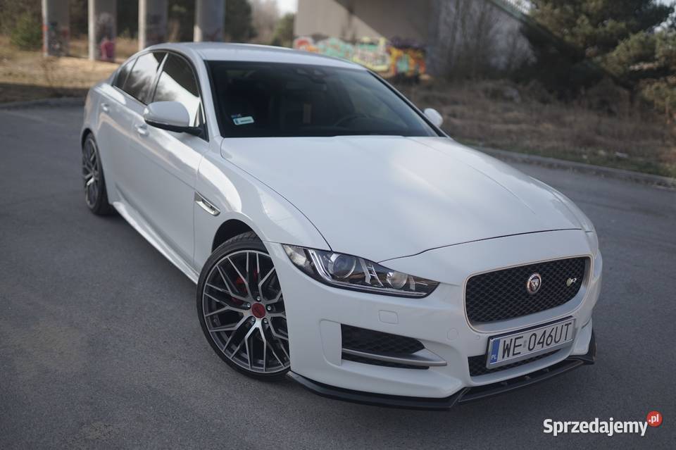 Jaguar xe RSport 20 D z nowym silnikiem na automatyczna Proćwin