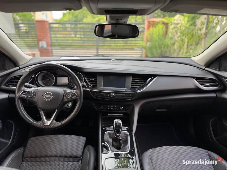 Opel insignia 2020 15B 165 Pruszków