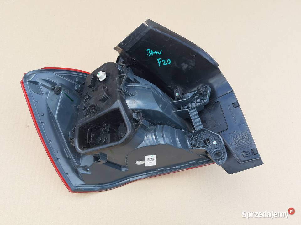 BMW 1 F20 F21 LAMPA PRAWY TYŁ PRAWA TYLNA Prawe Trzciel