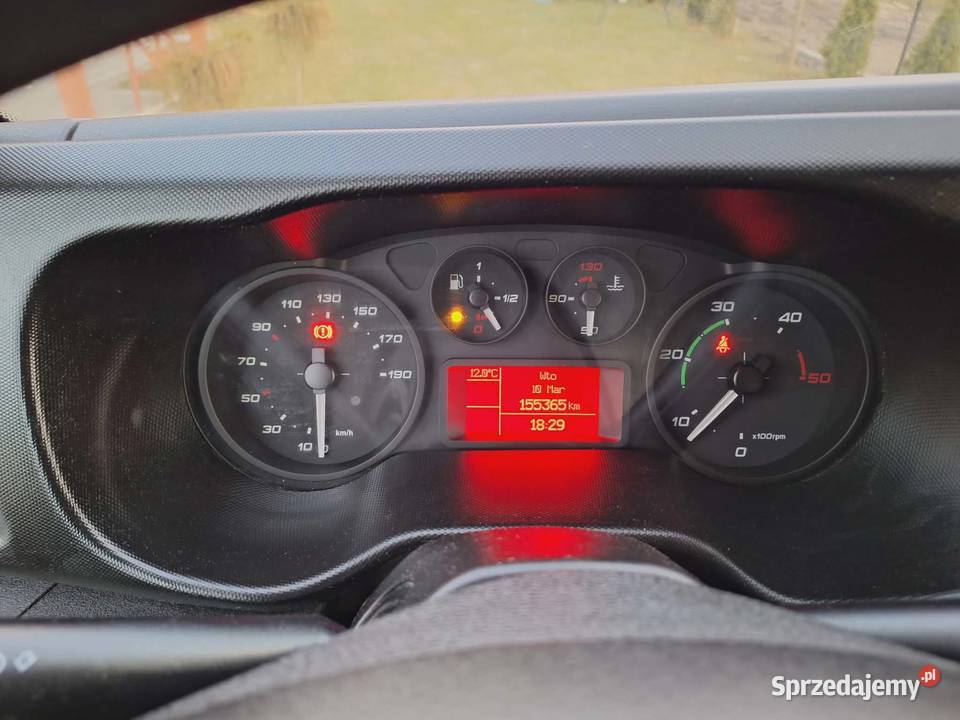 IVECO DAILY 35C15 2015R 35150 7OSÓB WYWROT Dzikowiec