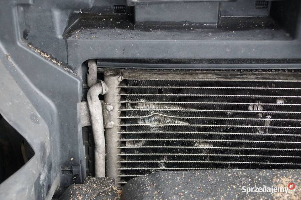 PAS PRZEDNI CHŁODNICE VOLKSWAGEN CADDY III 16 osobowe Lipno sprzedam