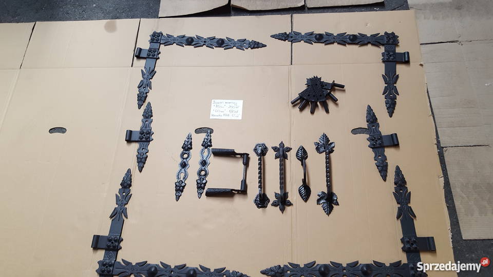 PIĘKNY KUTY Zestaw kominkowy RETRO czarny patyna małopolskie