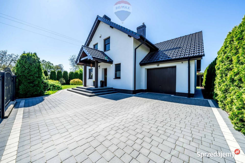 Dom wolnostojący zadbany nowy ogród Robakowo 176m2