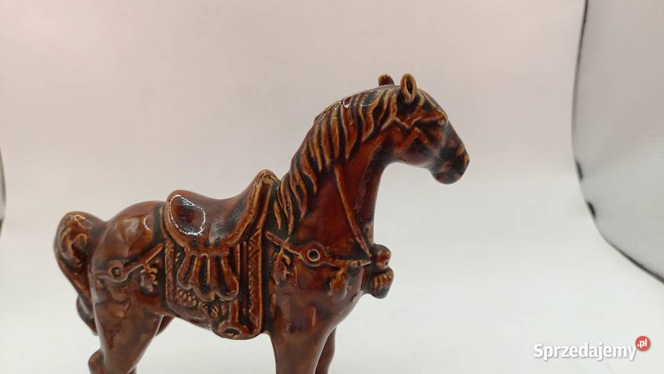 Figurka ceramiczna koń w stylu dynastii Tang Zamość