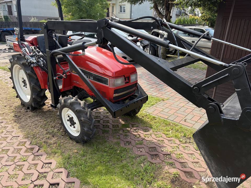 Traktorek traktor Mitsubishi MT205 z nowym turem Małkinia Górna