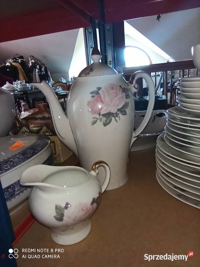 Filiżanka
z dwoma talerzykami KPM Krister
Syg Gdańsk