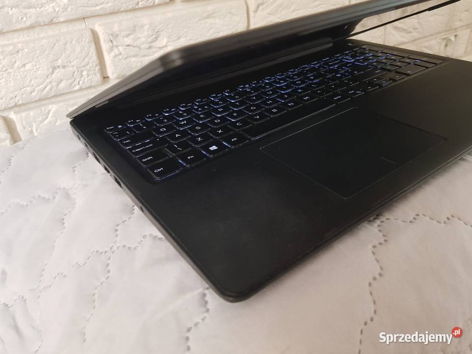 Laptop DELL 3590 i5 ram8 usbc 128ssd Dell śląskie Ruda Śląska