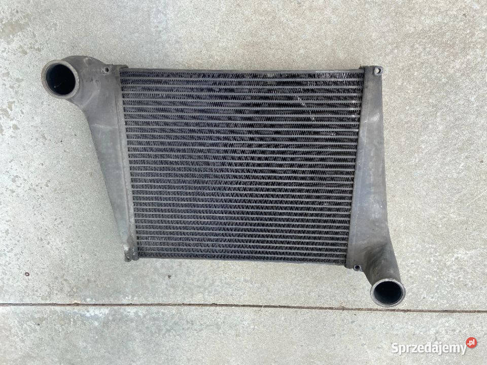 Intercooler Volvo FL6 3183725 3183726 Oryginał Maszewo sprzedam
