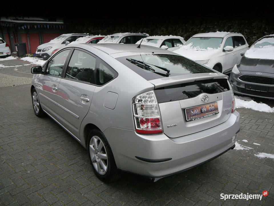 Toyota Prius Hybryda 15 100bezwypadkowy Stan b z Rok produkcji 2006 śląskie Częstochowa