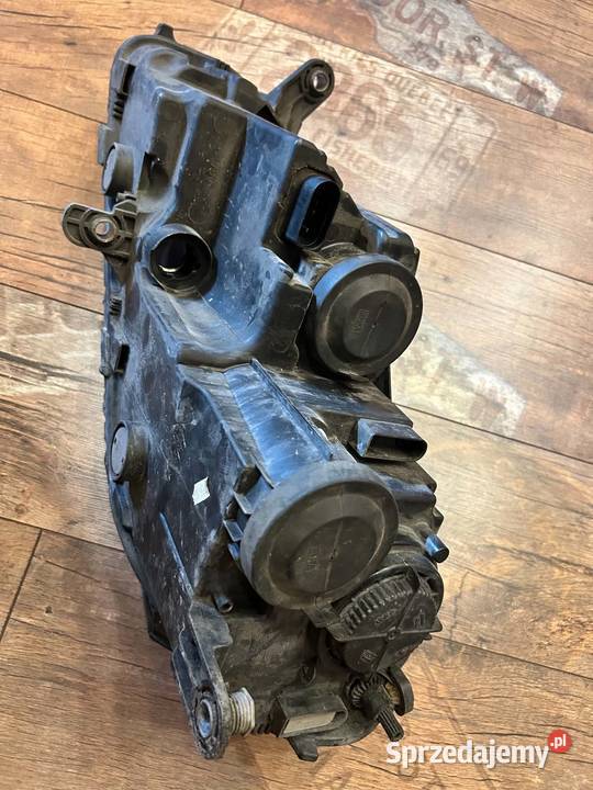 Lampy przód Passat B7 Jasna