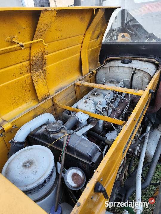 Ursus C360 z turem i łyżką stan małopolskie Zbydniów