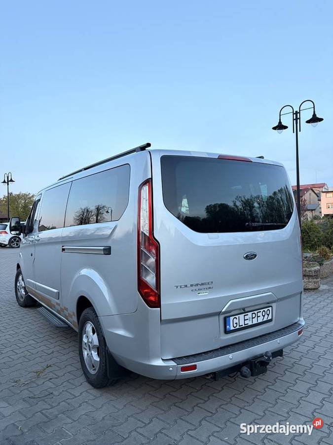 Wynajem busa Ford Tourneo Custom 9 osobowy brak Koziegłowy