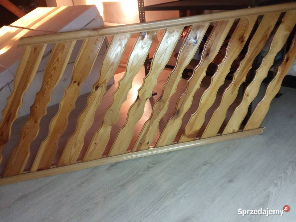 Drewniana balustrada z tralkami Częstochowa