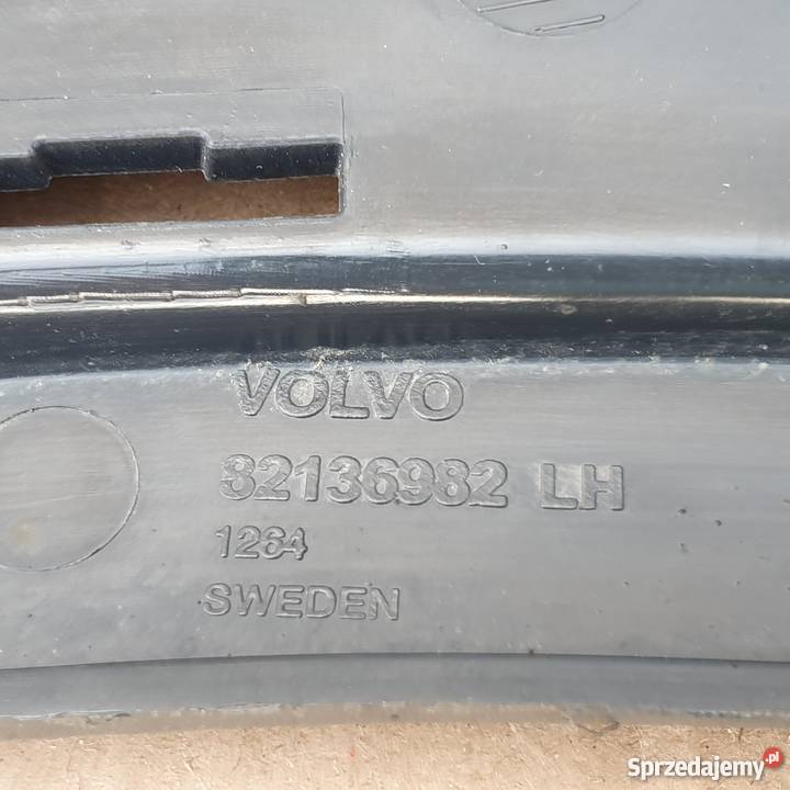 VOLVO FH4 STOPIEŃ STOPKA WNĘKA 82136982 Bieleń