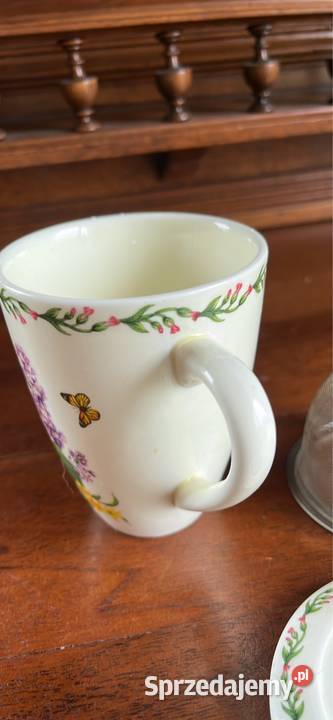 Kubek Duo I motylami Z sitkiem i z pokrywką Bzy Porcelana i szkło Gdańsk