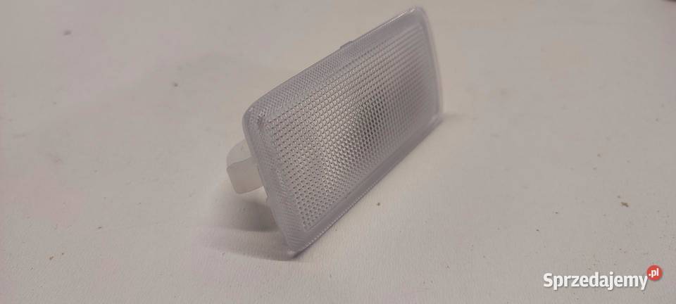 MAZDA 2 TOYOTA YARIS IV LAMPKA KABINY osobowe