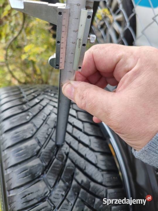 Komplet alu felg Volvo z zimowymi oponYokohama Samochodowe Kraków