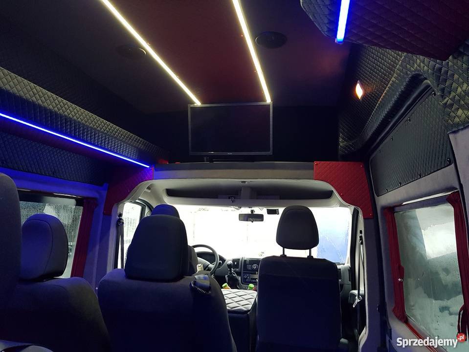 Transport osób i paczek z AluFach śląskie Rybnik