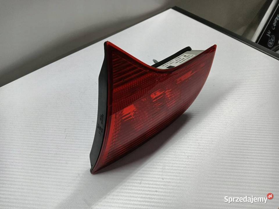 LAMPA TYŁ TYLNA PRAWA AUDI A4 B7 8E9945094 Motoryzacja sprzedam