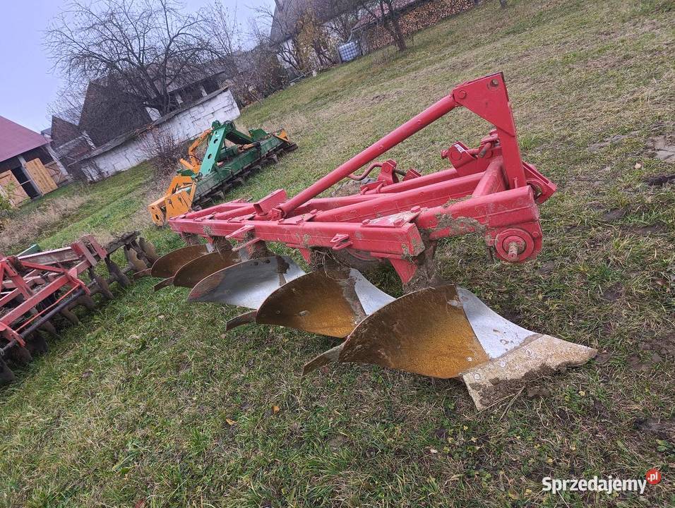 Pługi 5 skibowe nieuszkodzony Biłgoraj