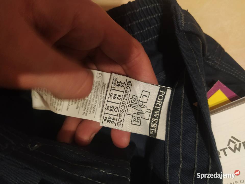 Spodnie robocze trudnopalne Małogoszcz sprzedam