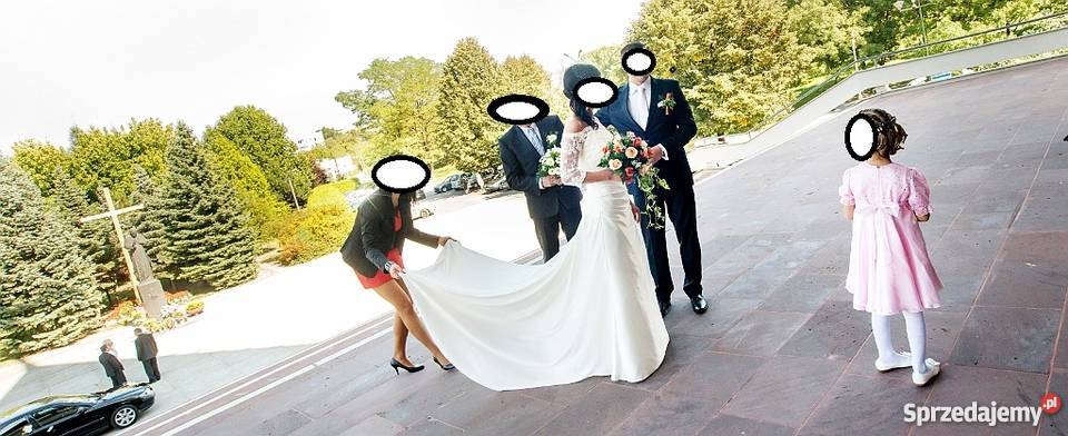 Piękna suknia ślubna z toczkiem Kraków