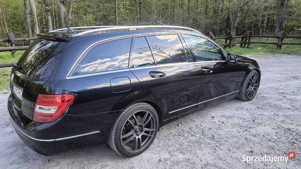 Mercedes Benz 18 benzyna 200 C Rok produkcji 2013 podkarpackie Głogów Małopolski