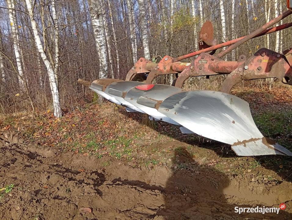 Pług zagonowy Kverneland 4 skibowy pomorskie Płachty