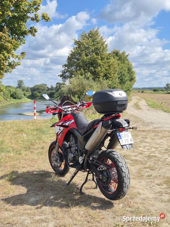 Yamaha XT660X 2005 A2 Supermoto doinwestowana nieuszkodzony Zator