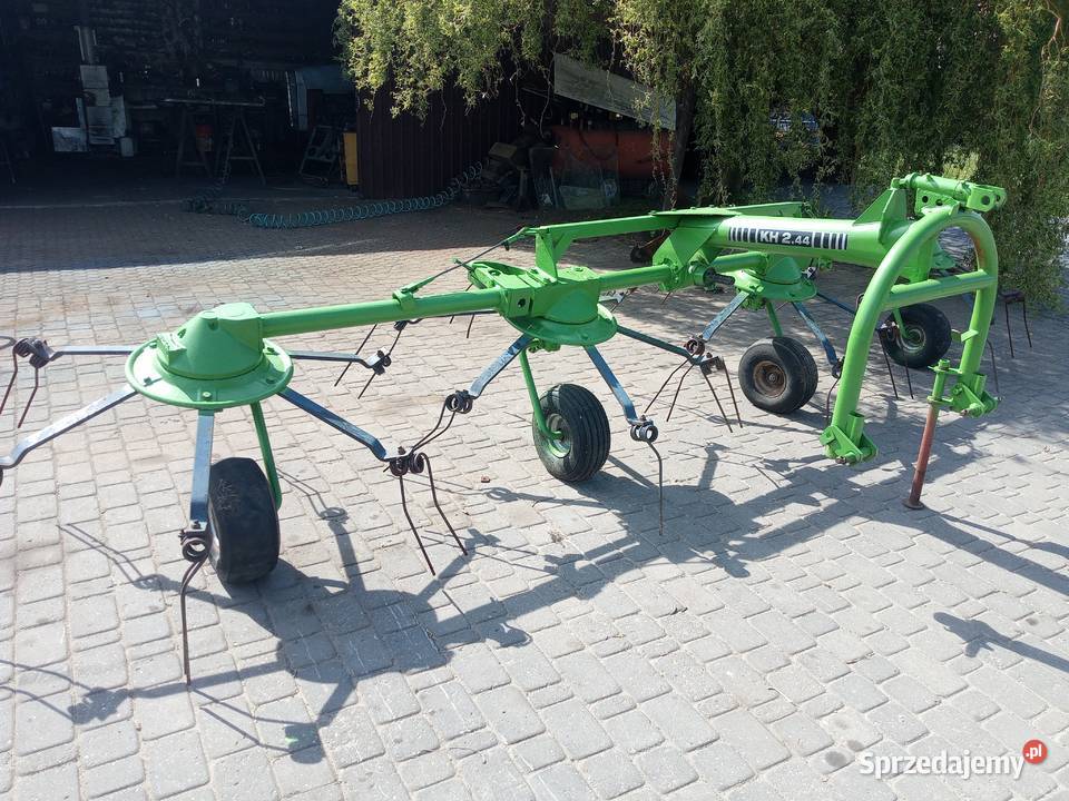 Przetrząsarka DeutzFahr nieuszkodzony Radom sprzedam