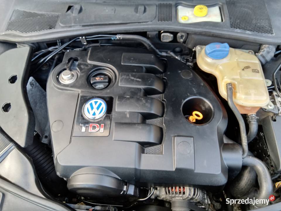 Volkswagen Passat B5 fl 19 TDI 130 centralny zamek Stójka sprzedam