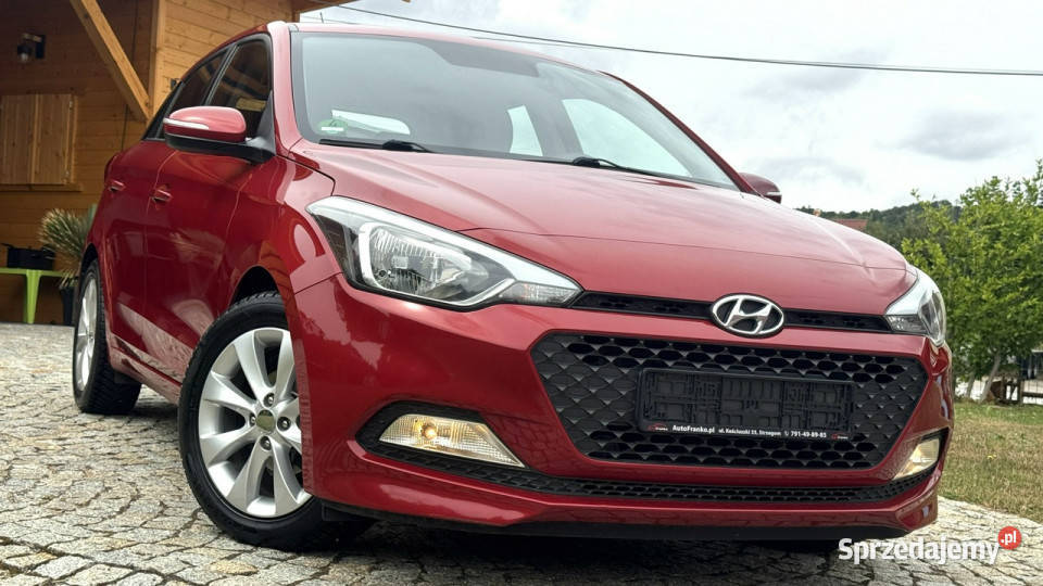 Hyundai i20 125 Benzyna 85 z Niemiec Nowe opony Strzegom