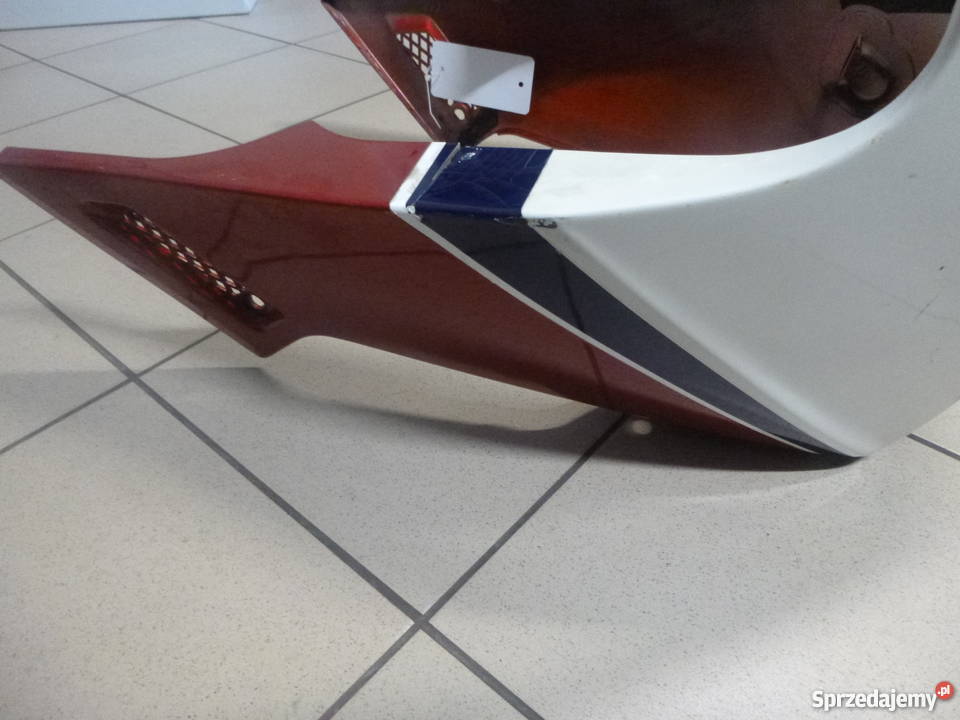Czasza czacha plastik owiewka Honda VF 750 F małopolskie Jawiszowice